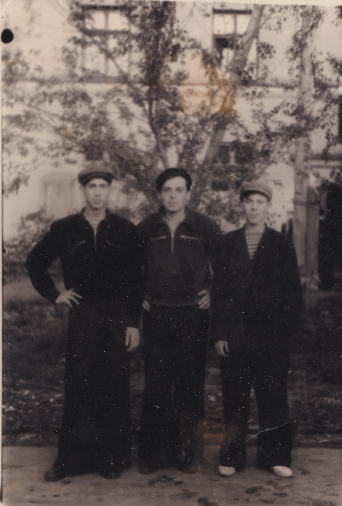 Чернышов В. Е. - С друзьями 01