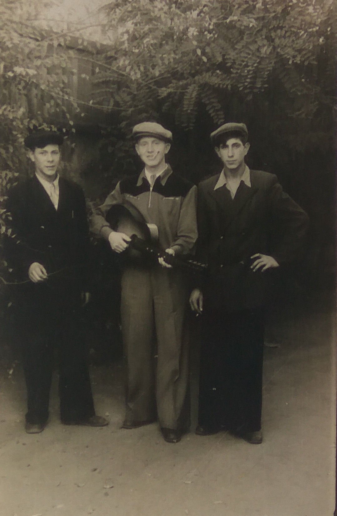 Чернышов В. Е. - С друзьями 10